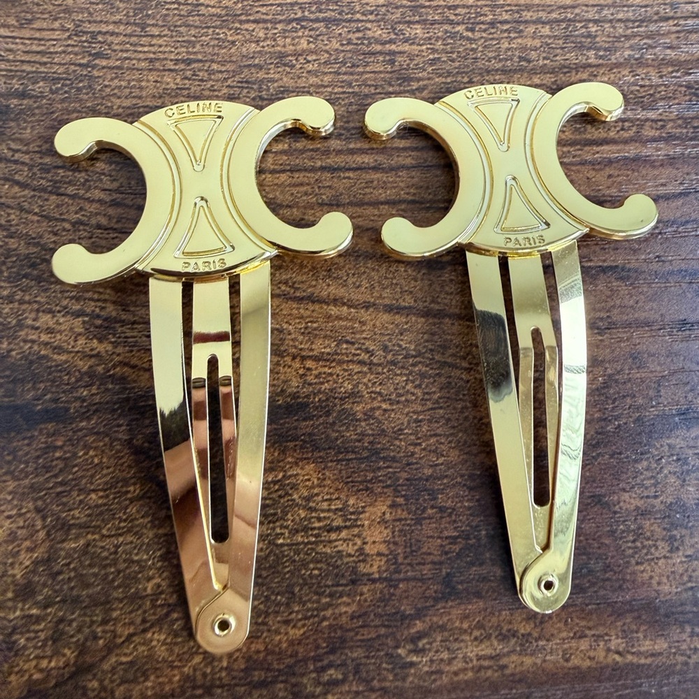 Celine Set of 2 Snap Hair Clips - Picture 6 of 7